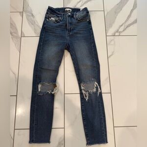 Good American High Rise Jeans in Dark Blue